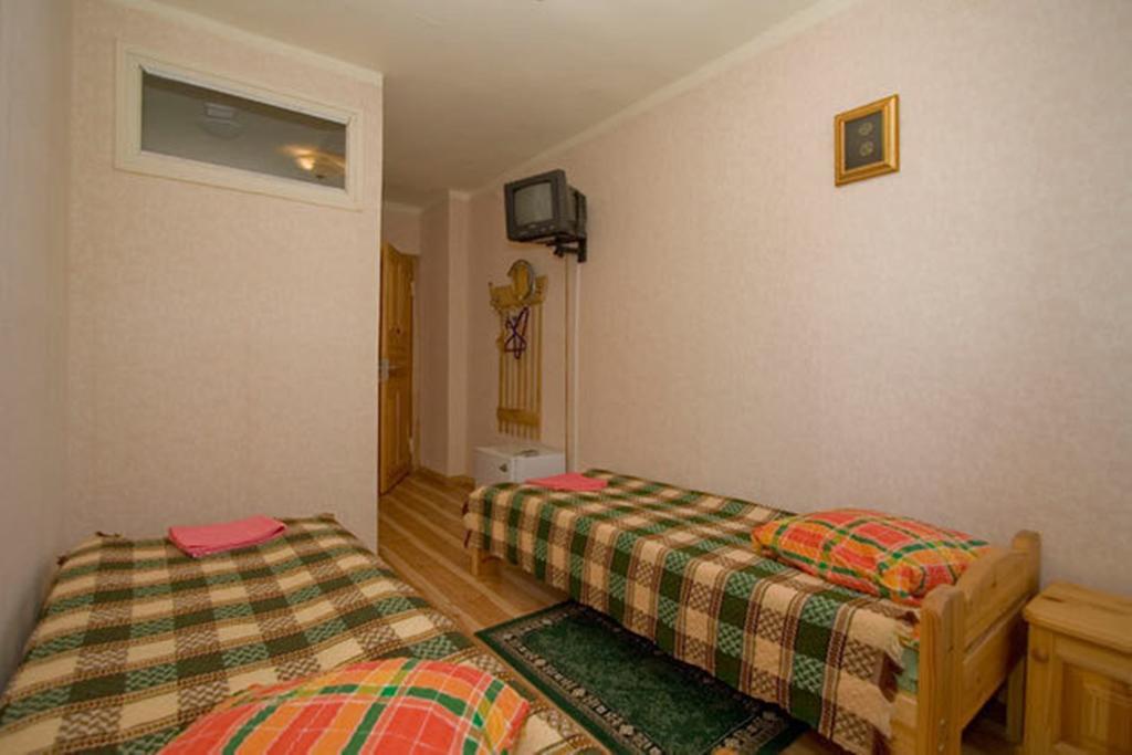 Motelis Aldari Pastende Bilik gambar
